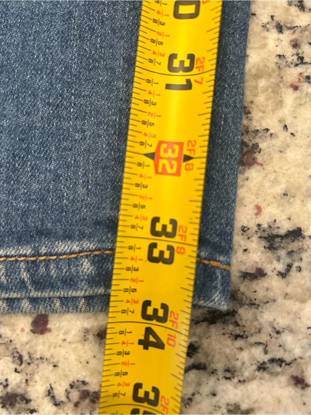 Levis straight leg